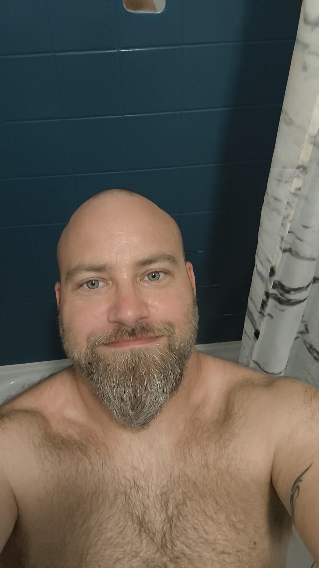 Profil de Douga, 42 ans, Cul Belgique à Malmedy