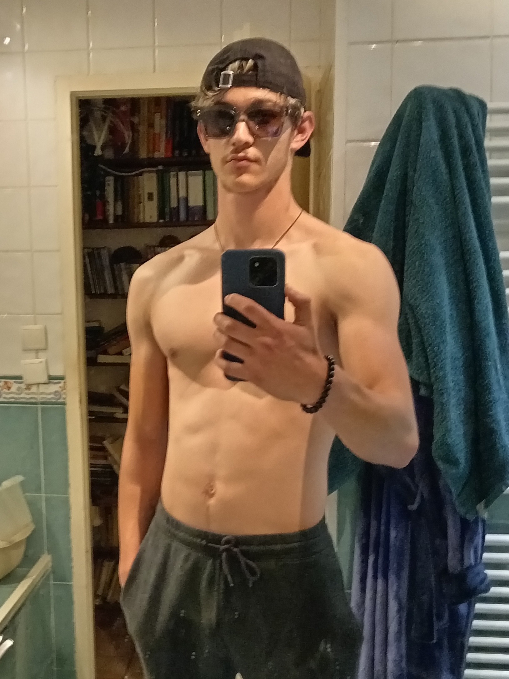 Profil de Riwann, 20 ans, Cul Belgique à Modave