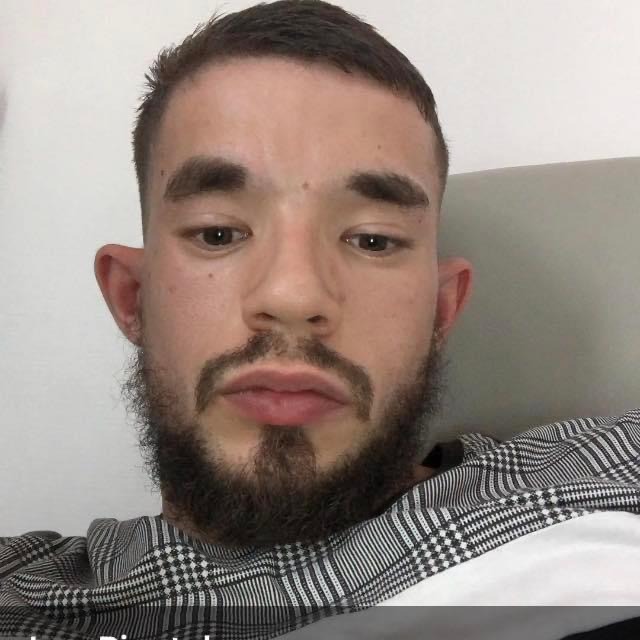 Profil de Mohamed-ibrahim, 26 ans, Cul Belgique à Momignies